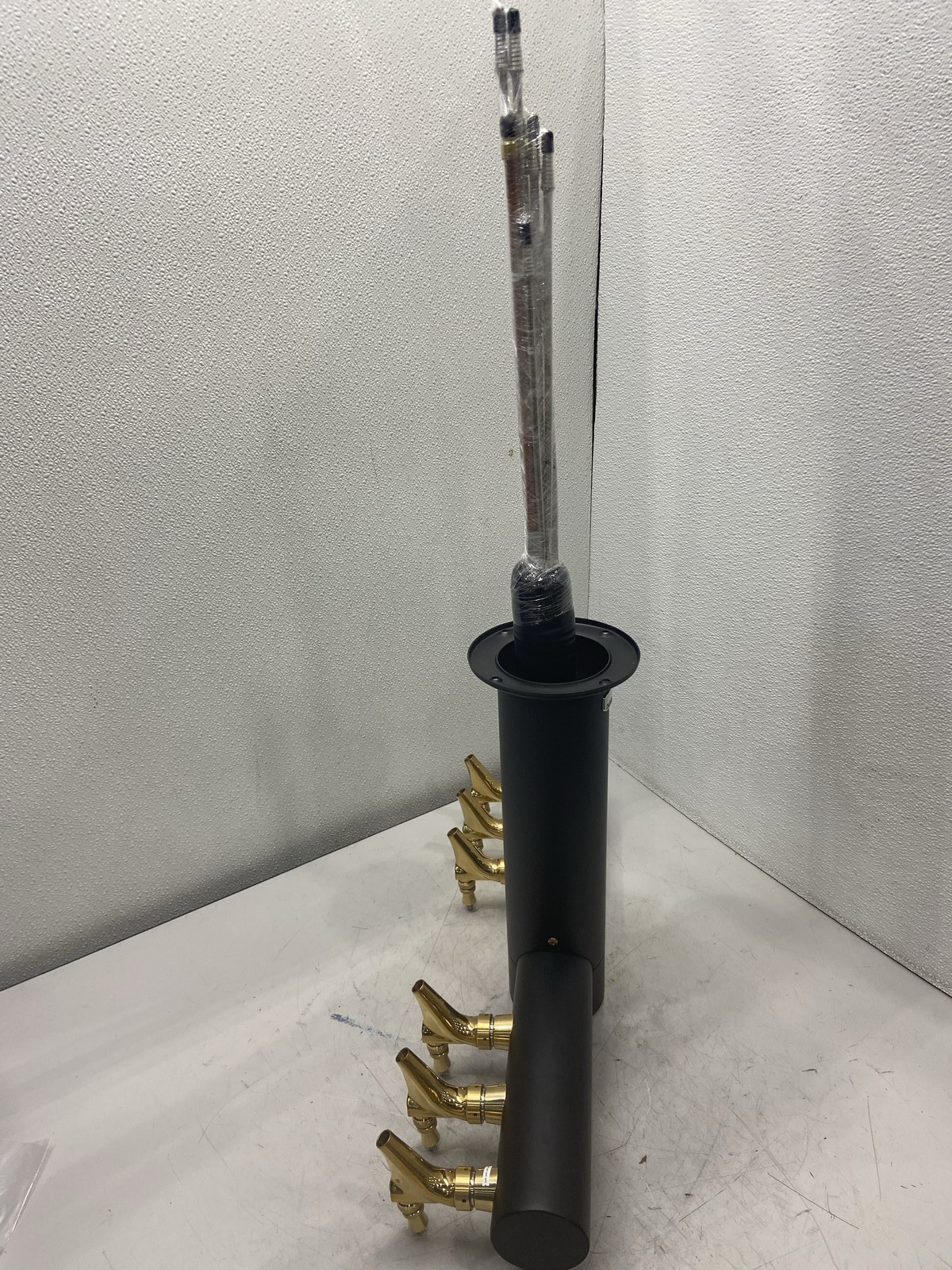 Micro Matic Metropolis “T” Tower 6 Faucet Powder Coat Matte Black METRO-T-6MBKR