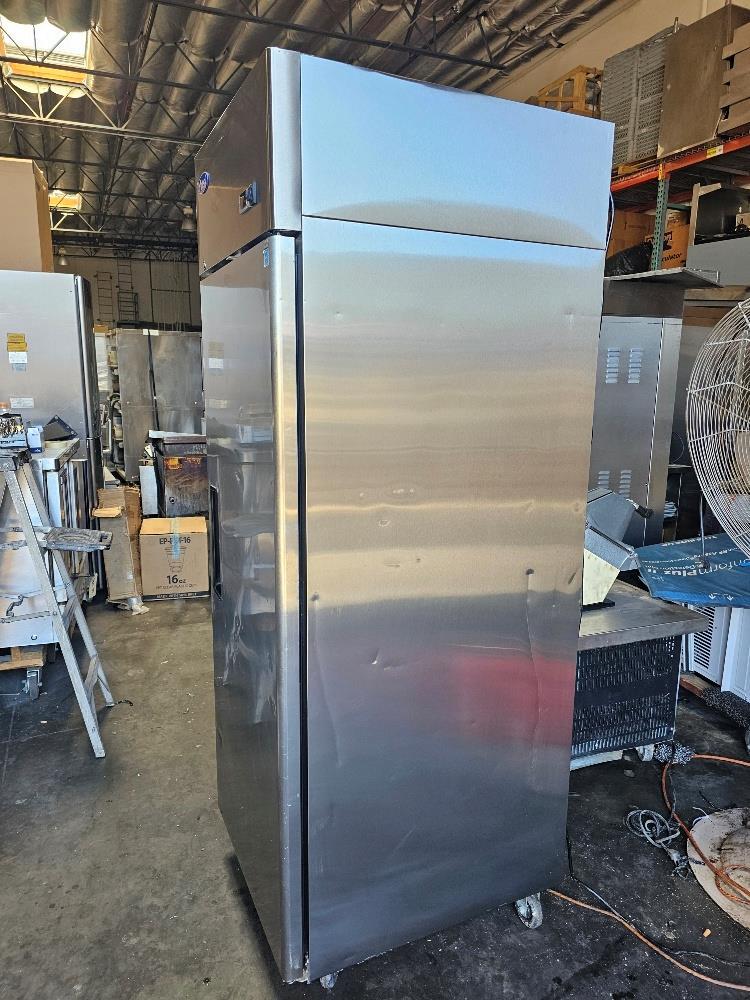 Atosa MBF8001GR Atosa Freezer Reach-in One-section Tested Works Good !!
