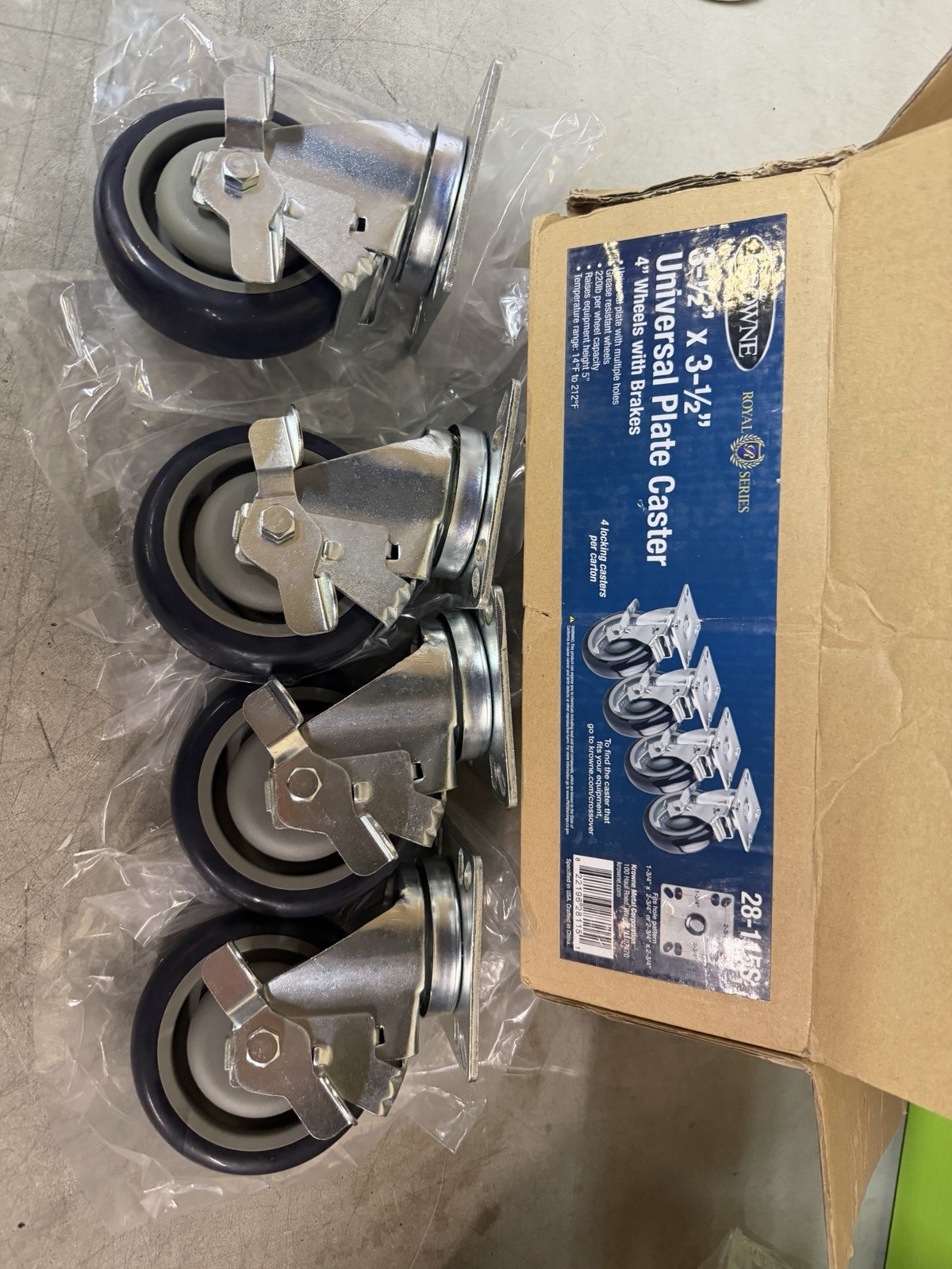 NEW Krowne 3-1/2”x3-1/2” Universal Plate Caster 4” Wheels With Brakes 28-115S
