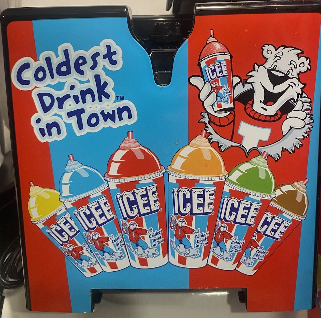 Iscream Genuine ICEE Home Slushie Maker Ice Machine 1 Liter Plus Syrups! Wow