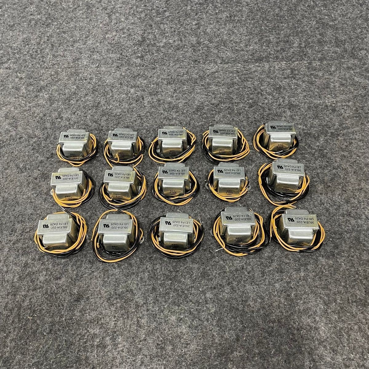 CMA Thermometer Transformer 120V 60HZ 35LEIA-220 Lot of 15