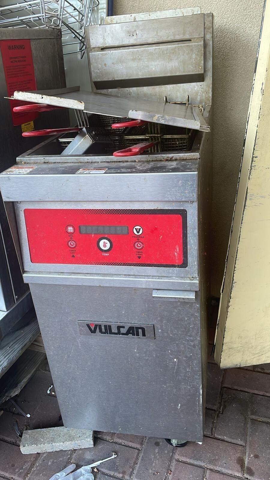 Vulcan Powefry 40-50lb $ 3000 (OBO)* Needs some cleaning
