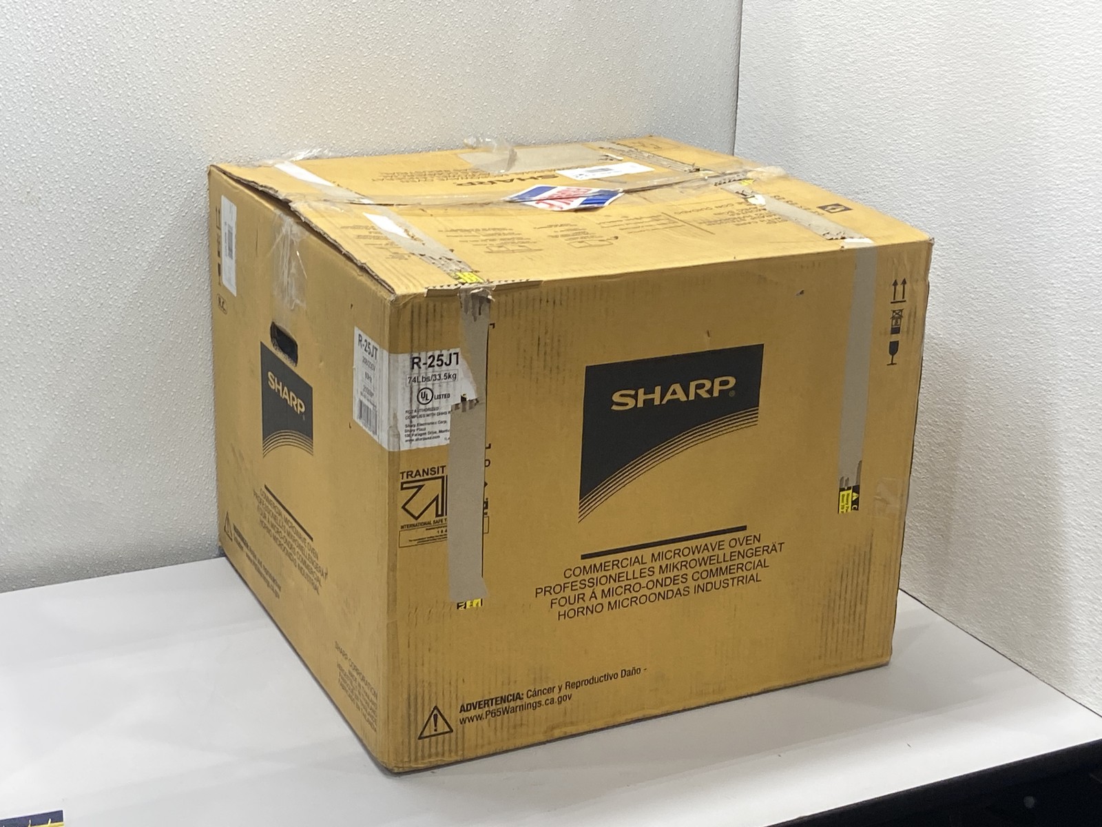 Sharp R25JT Commercial Microwave Oven 2100W Heavy Duty 0.75 Cu Ft