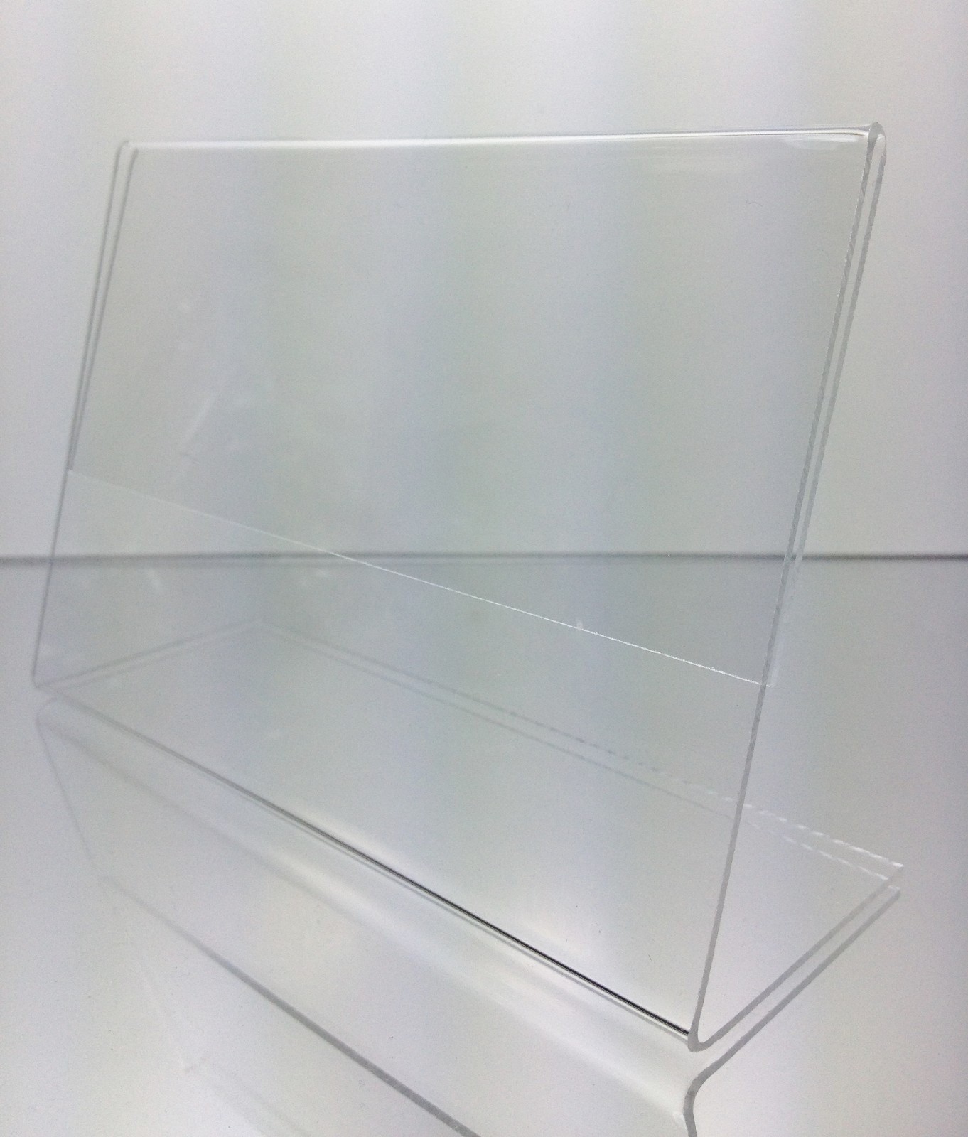 Dazzling Displays 10 Acrylic 6″ x 4″ Slanted Picture Frame Holders