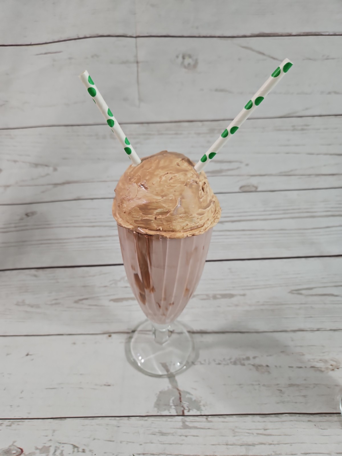 Fake Food Prop Display Chocolate Ice Cream Shake Malt In Clear Glass 2 Straws
