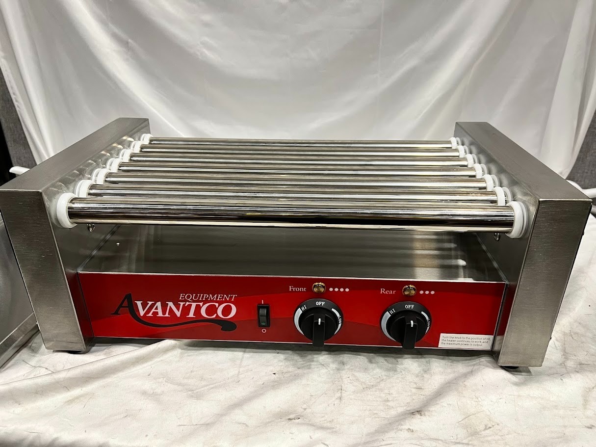 Avantco RG1818 18 Hot Dog Roller Grill with 7 Rollers – 120V, 590W