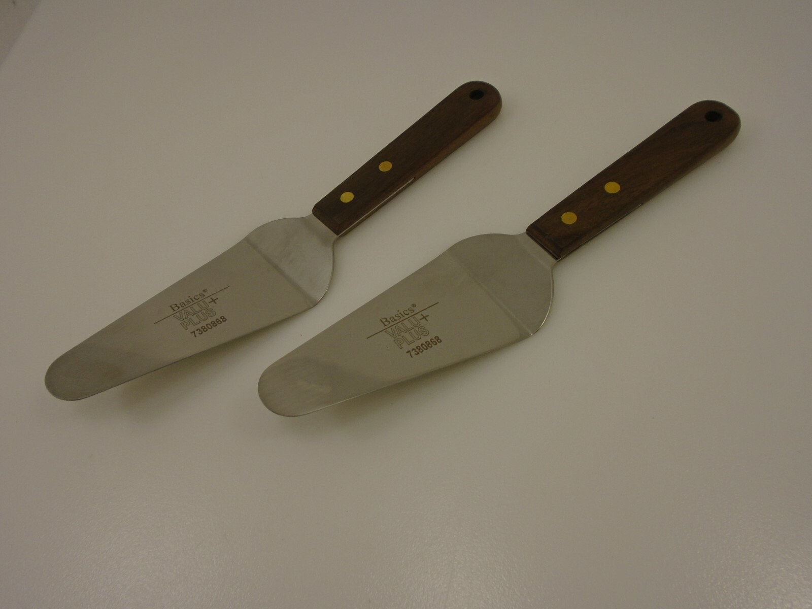 Dexter Basics ValuPlus Setof (2) 4in Pie Cake Servers Diner Style Walnut Handles