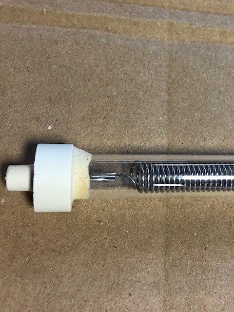 Apw Wyott 82553600 1200W208V Quartz Heater