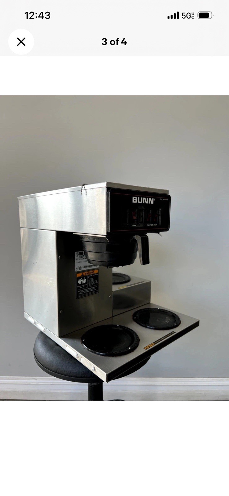 BUNN VP-17 Series Commercial Pourover Decanter Coffee Brewer, 3 Warmers