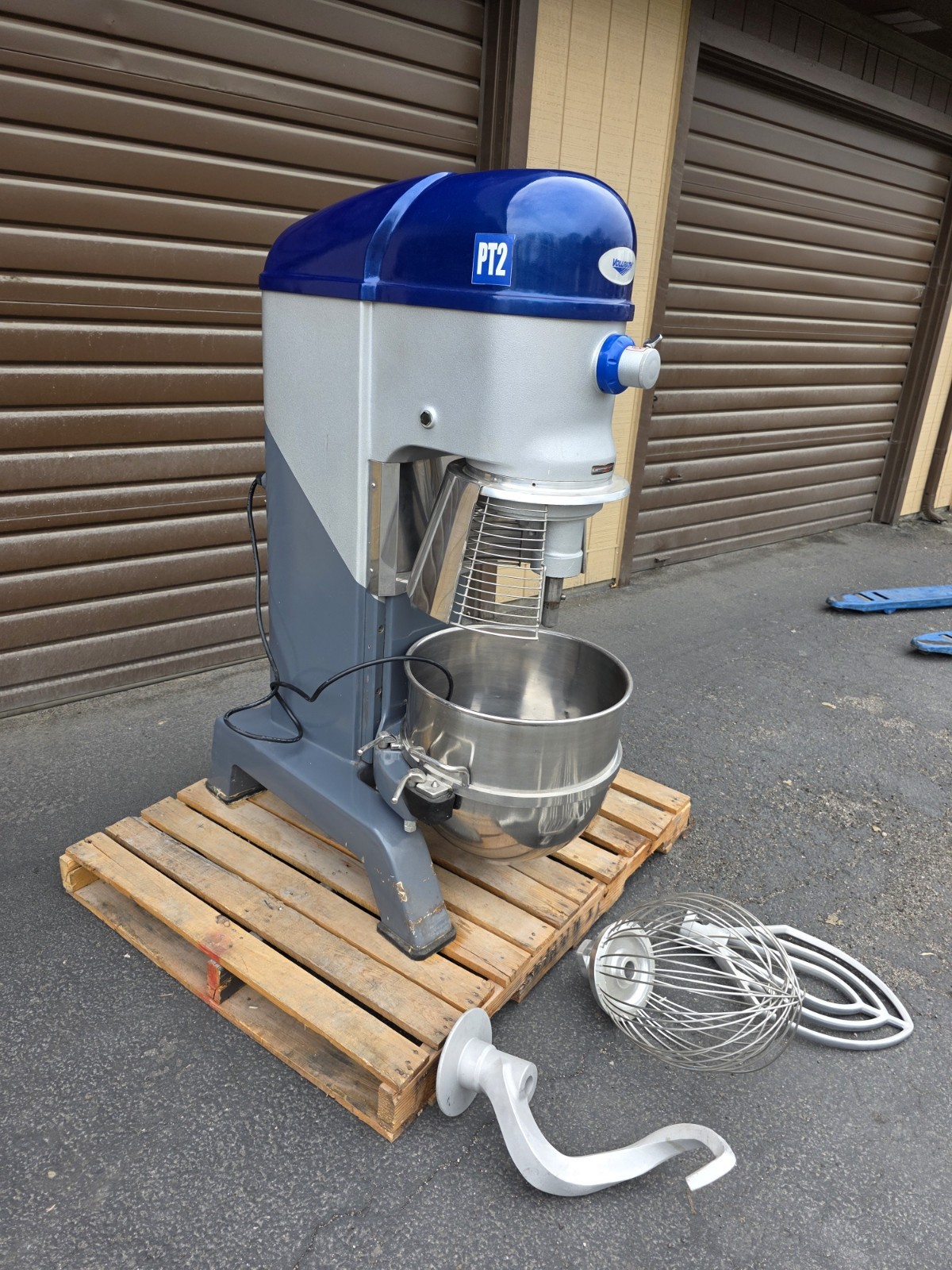 Vollrath 40760 Mix1060 Floor Model 60 qt Planetary Mixer 208-240V Great Shape