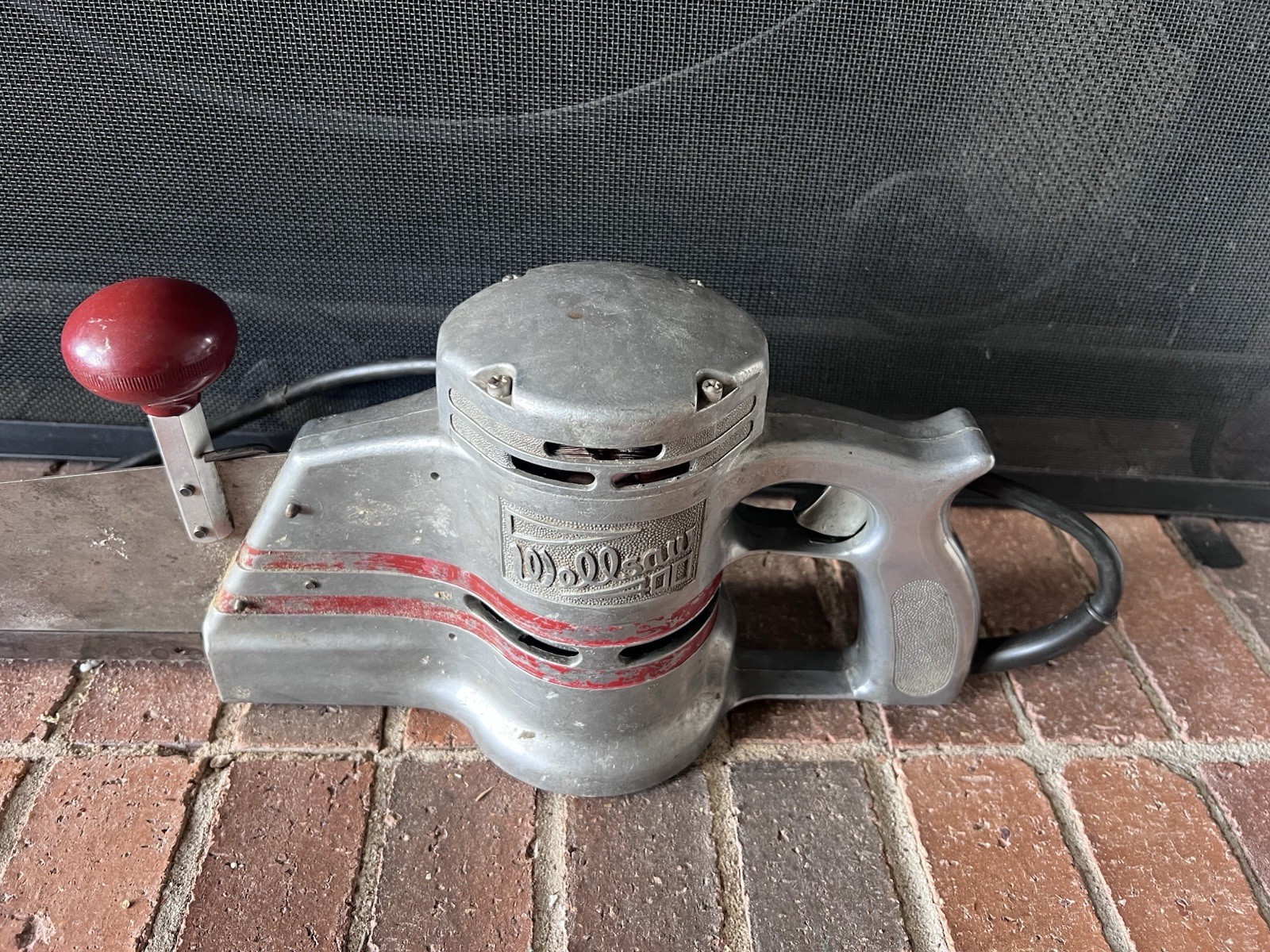 Wellsaw Model 400 Butcher Processor Breakdown Saw Butchering Bone Meat Working