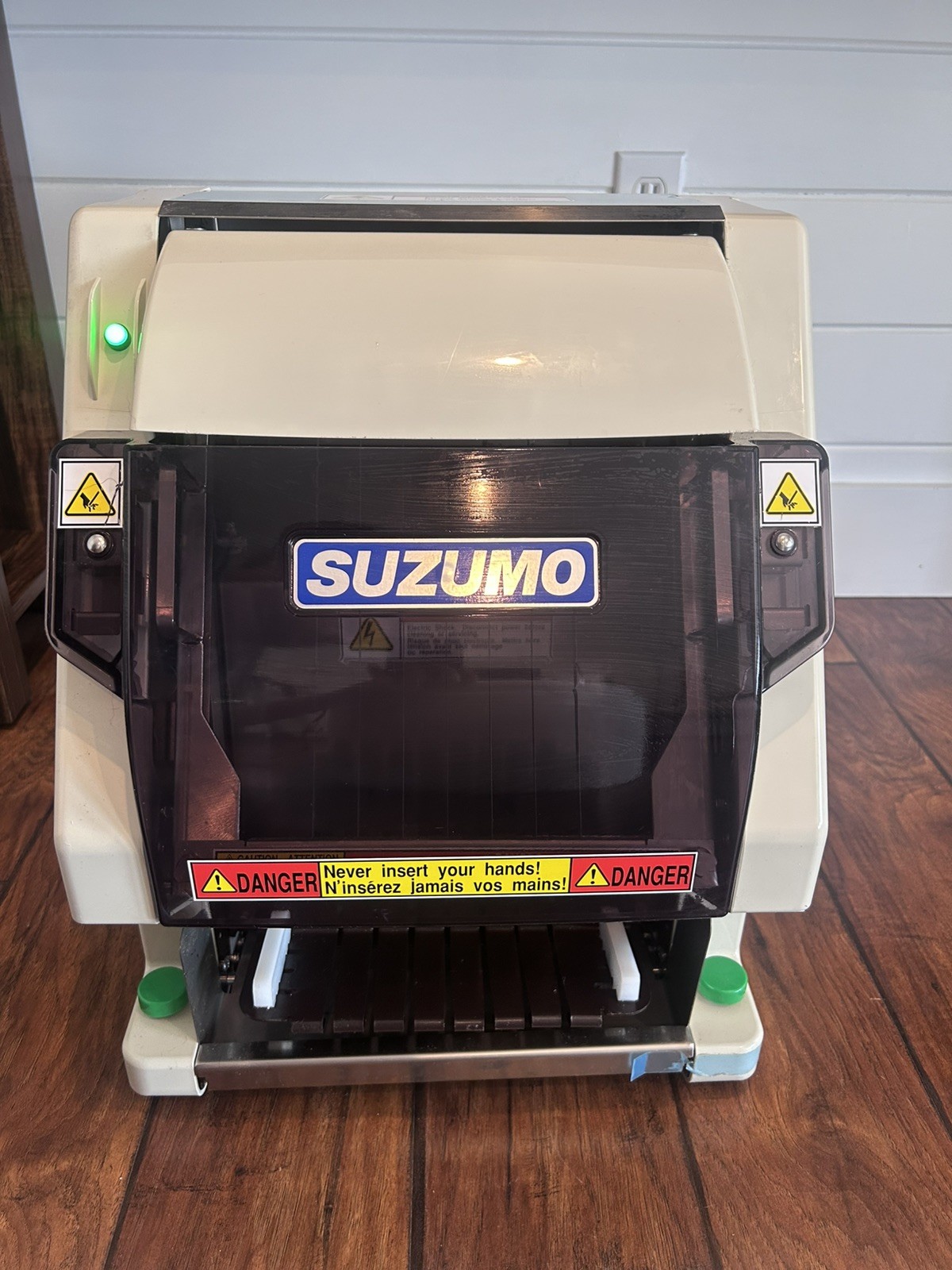 SUZUMO SVC-ATC Automatic Sushi Roll Cutter 8 Slice Function Tested USA SELLER