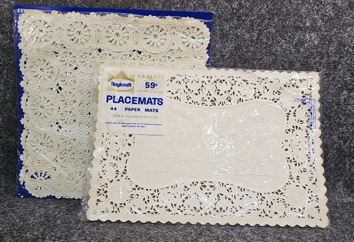 Vtg Lace Paper Doilies & Placemats, Open Packs, White, Read Description