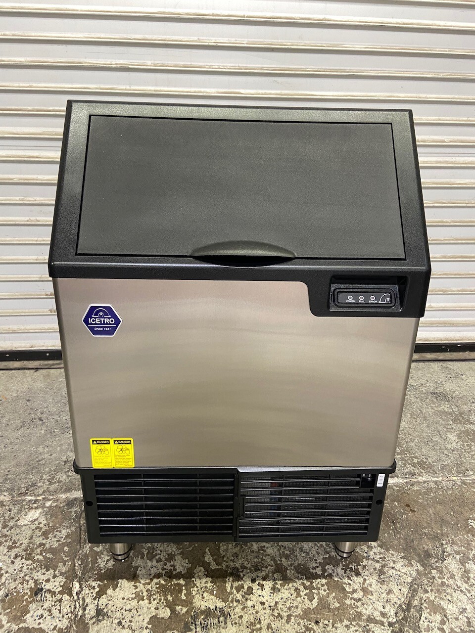NEW 175 LB Under Counter Ice Machine HALF Cube 115V NSF Icetro IU-0170-AH #6002
