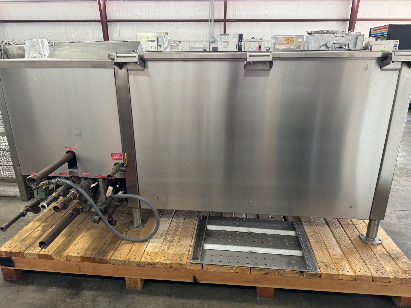 Cleveland 100 GN Agiatator Kettle & 1000 LB Cook Chill Tank W Controller