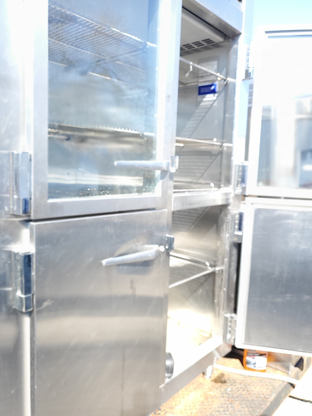 USED TRAULSEN UR48HT_A COMMERCIAL REFRIGERATOR 4 Doors