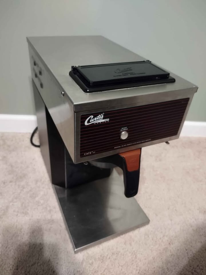 Curtis CAFE0PP10A000 Airpot PourOver Coffee Brewer 64 Oz