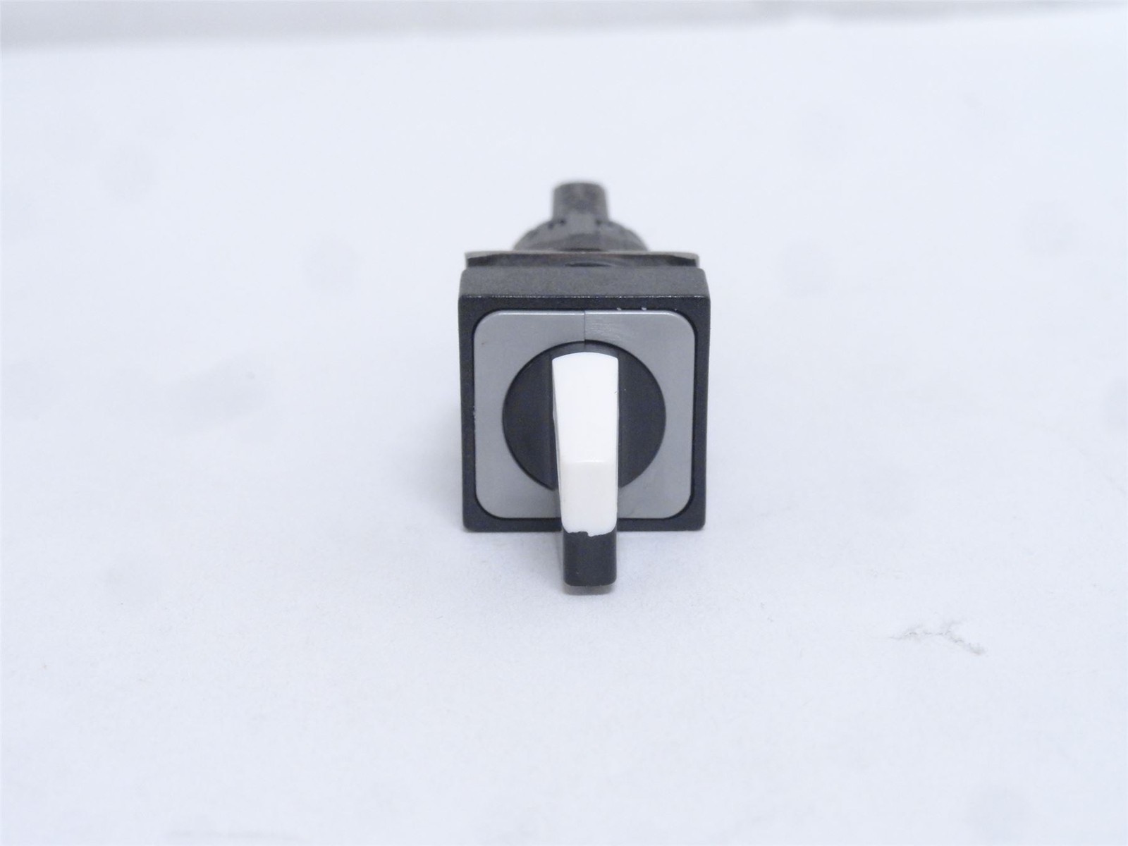 251932 New-No Box; Marel 4265809 Switch For Delford Labeler; HD