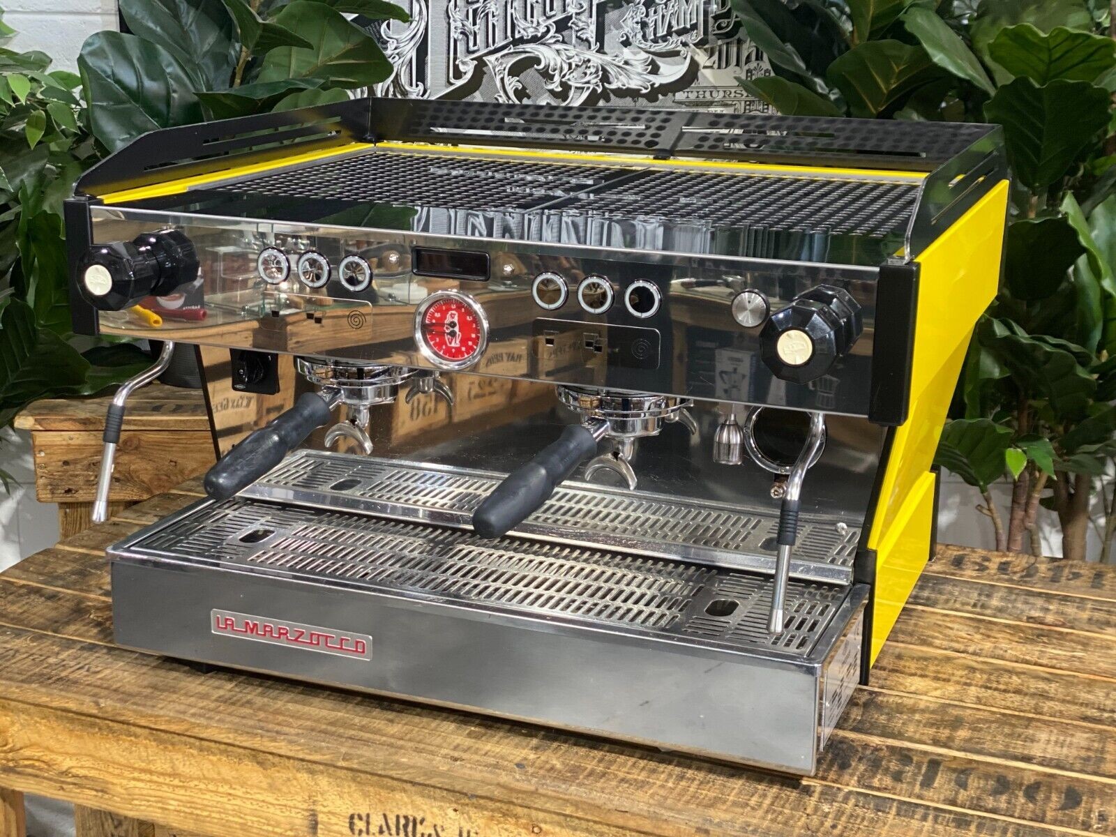 LA MARZOCCO LINEA PB 2 GROUP ESPRESSO COFFEE MACHINE YELLOW & BLACK COMMERCIAL