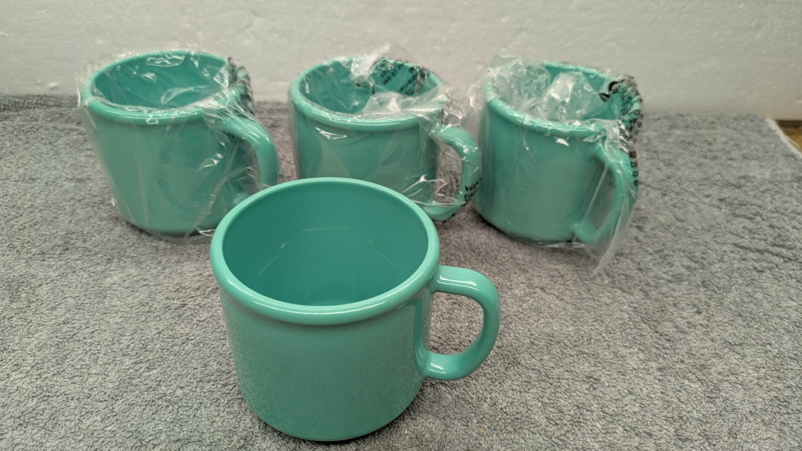 4 PACK Thunder Group PLMG9035GCM 10 oz Melamine Mug Green CR9035GR New
