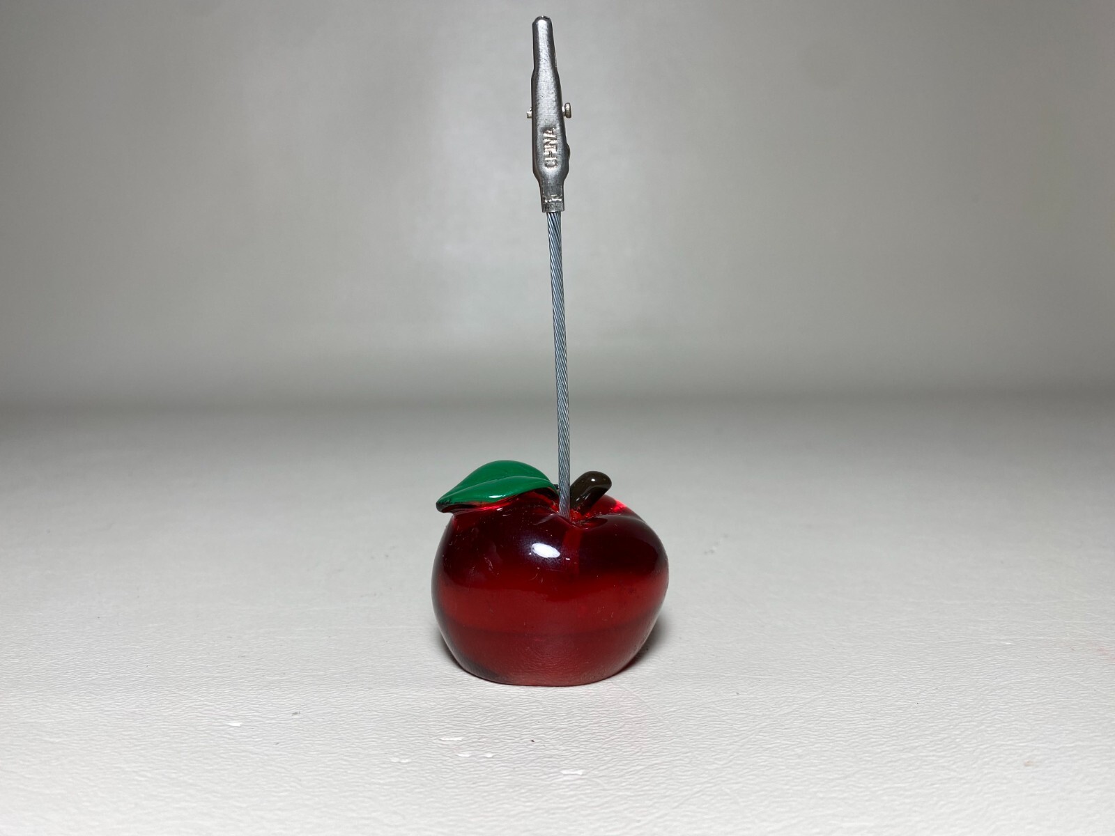 Vintage Red Resin Apple Silver Clip Memo Note Business Jason’s Deli Card Holder