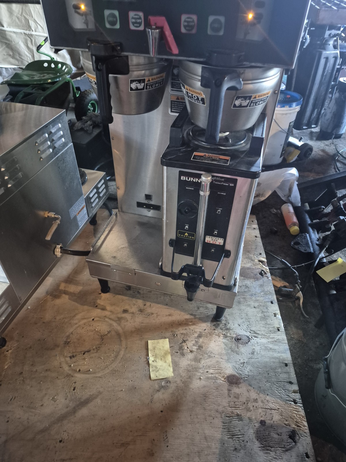 Bunn 33500.1000 Dual Coffee Maker Satellite System 18.9 Gallon Per Hour 3ph