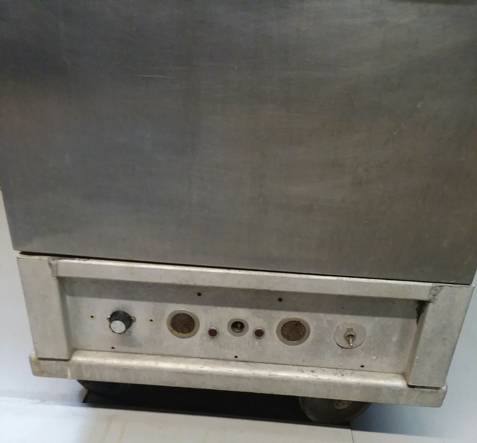 CRES-COR heated food cabinet. Stainless Steel, 16 slot, 2 door, 115/120 v.