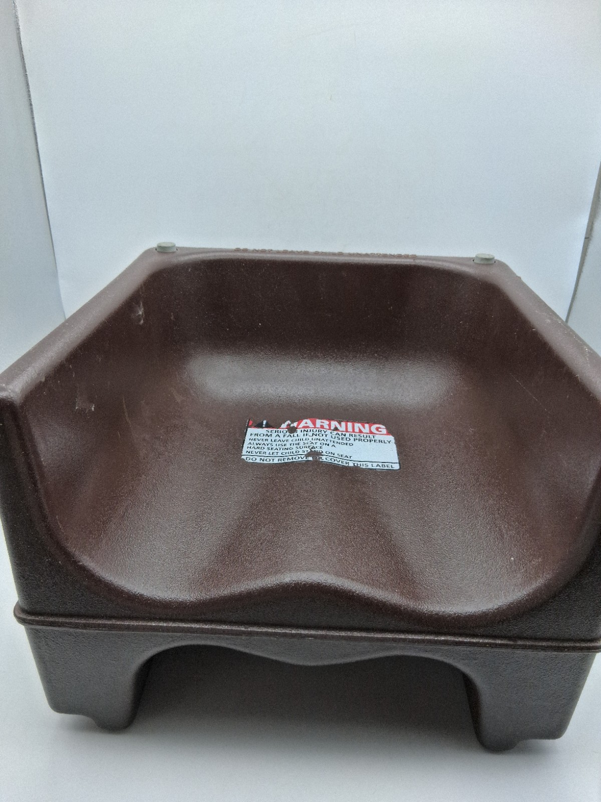 Cambro 200BC Dual Height Restaurant Booster Seat Polyethylene Brown Plastic