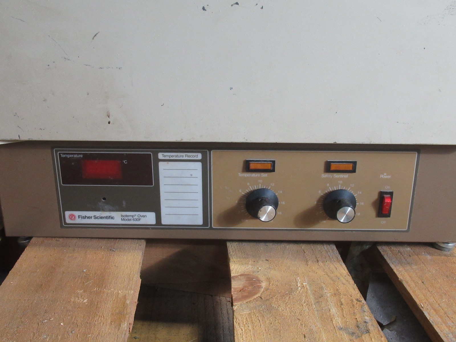 Fisher Scientific 13-245-630F Isotemp Oven 115V 7.4A 60Hz 3.1 cu ft USED