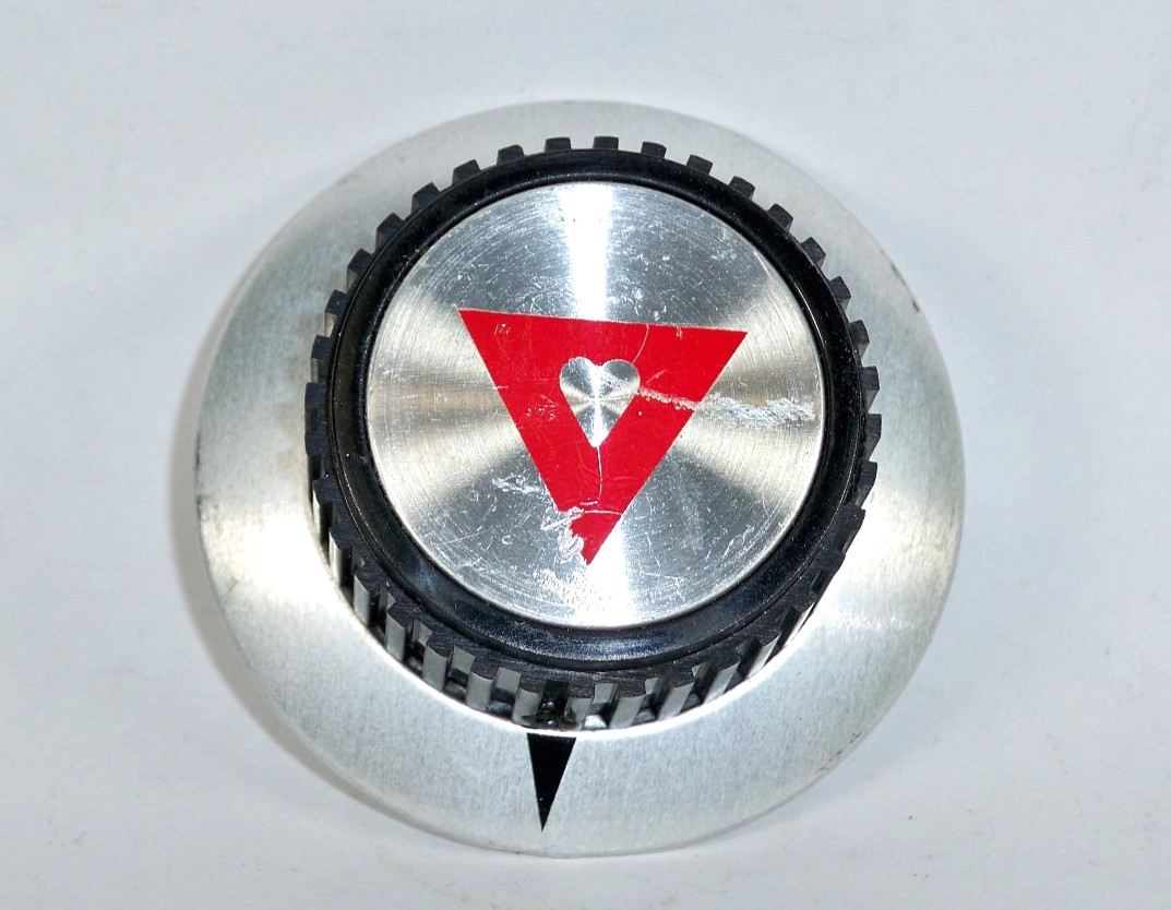 NEW Vulcan Hart Thermostat Knob 00-498041-00012 (Light, minor scratches)