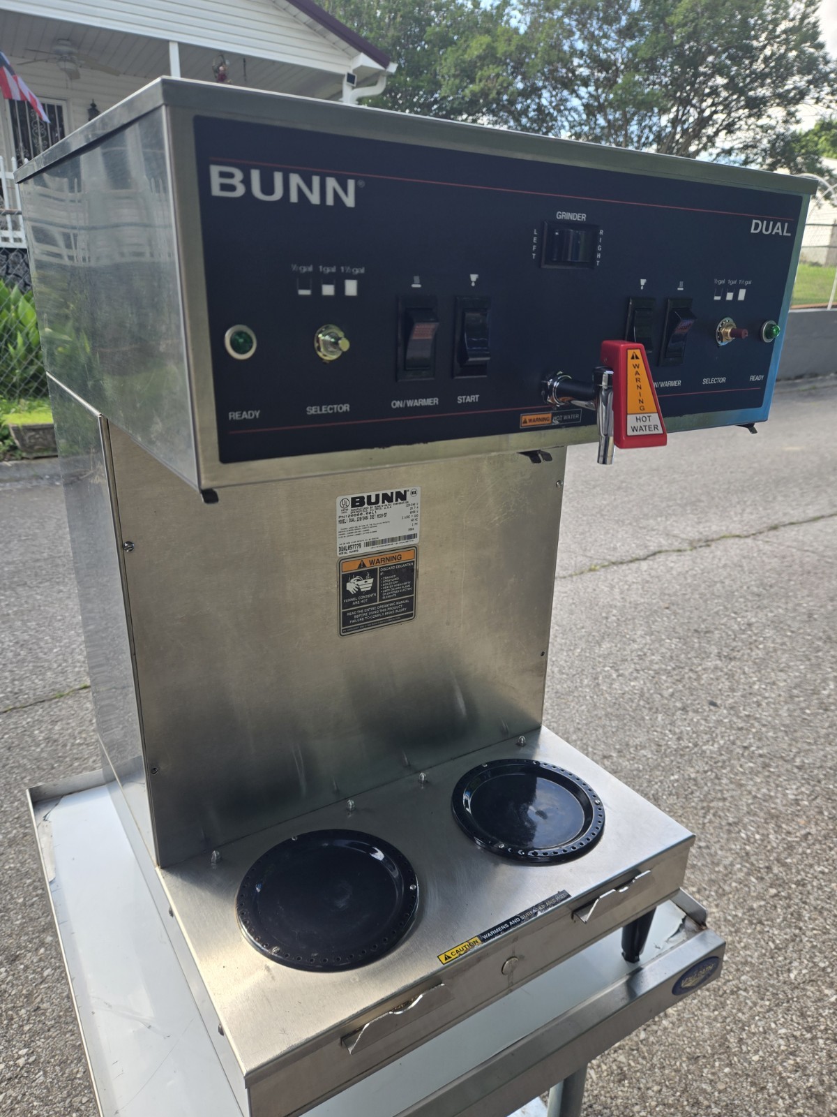 Bunn Commercial 20900.0011 Dual GPR-DBC 18.9 Gallon Dual Coffee Brewer 120/240V