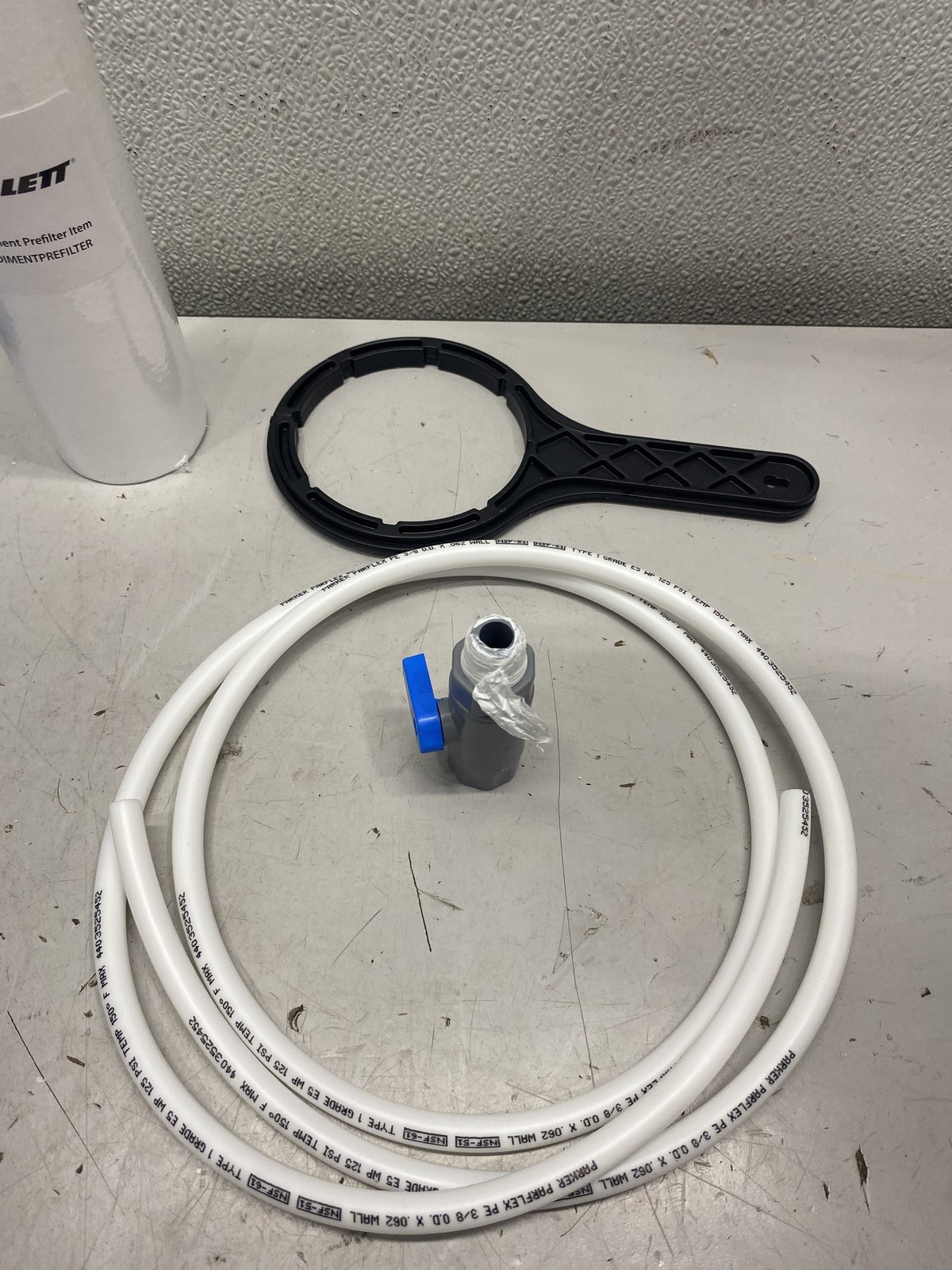 Follett Water Filter System w/ Pre Filter 015556646