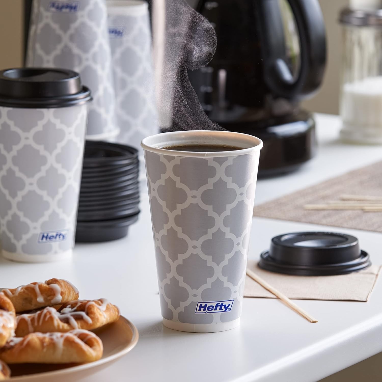 Disposable Coffee Cups with Lids 16oz Leak-Resistant Insulated 20 Pack
